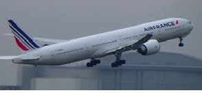 Air_France_Boeing_777_300