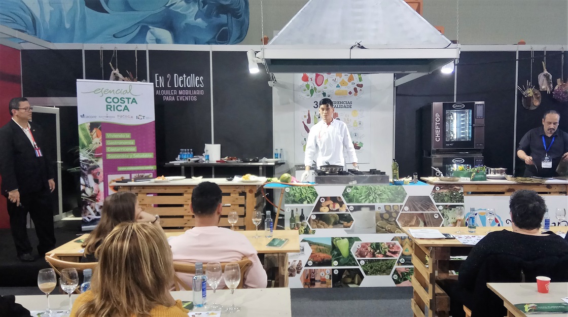Costa Rica show cooking