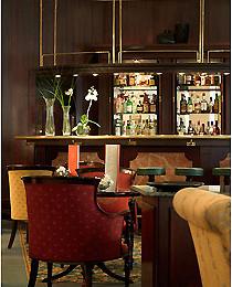 bar 'El Patio' en el hotel Mercure Madrid