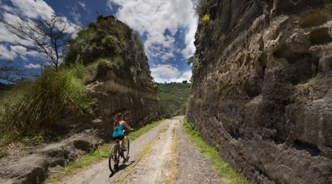 Chaquiñán - Quito